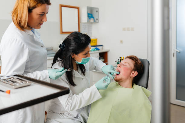 Best Emergency Dental Care for Abscessed Tooth in Sweetwater, FL